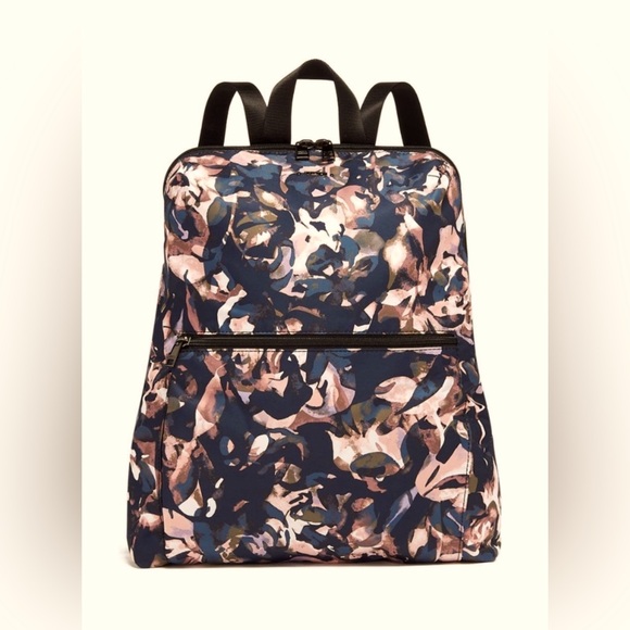 Tumi Just In Case Backpack - Picture 3 of 9